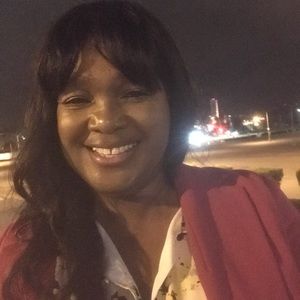 Meet your Posher, Janet